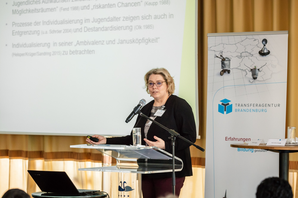 Impuls: Prof. Dr. Birgit Reißig, Leiterin Forschungsschwerpunkt Übergänge im Jugendalter, Deutsches Jugendinstitut (DJI) Halle (Bild 35 von 69)